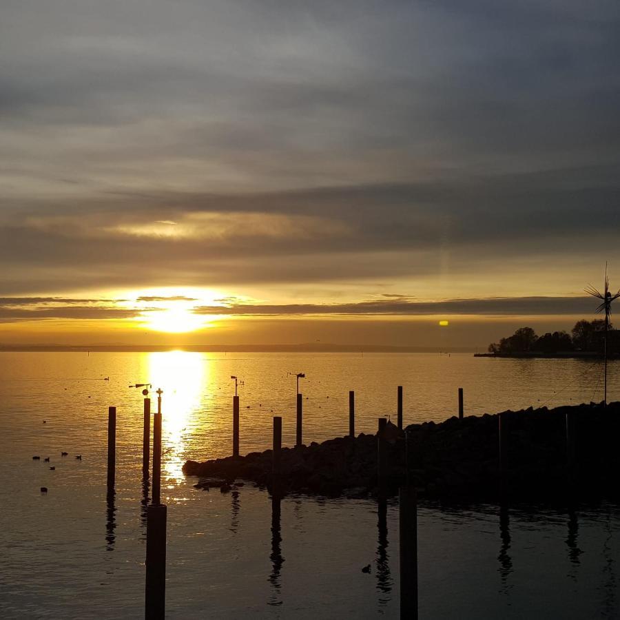 Schoene Stadtwohnung In Friedrichshafen Am Bodensee Luaran gambar
